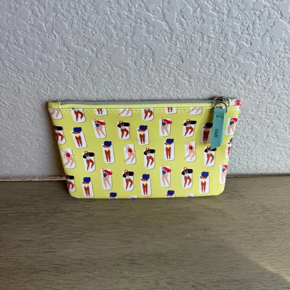 NWOT Ipsy June 2020 Glam Bag‎